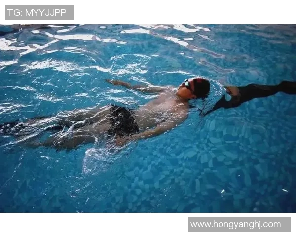 蛙泳技巧全解析:从入水到呼吸的每一步动作详解 蛙泳技巧全解析:从入水到呼吸的每一步动作详解